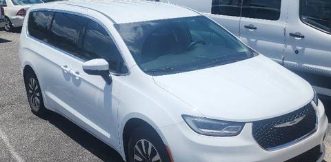 Chrysler Pacifica 2023