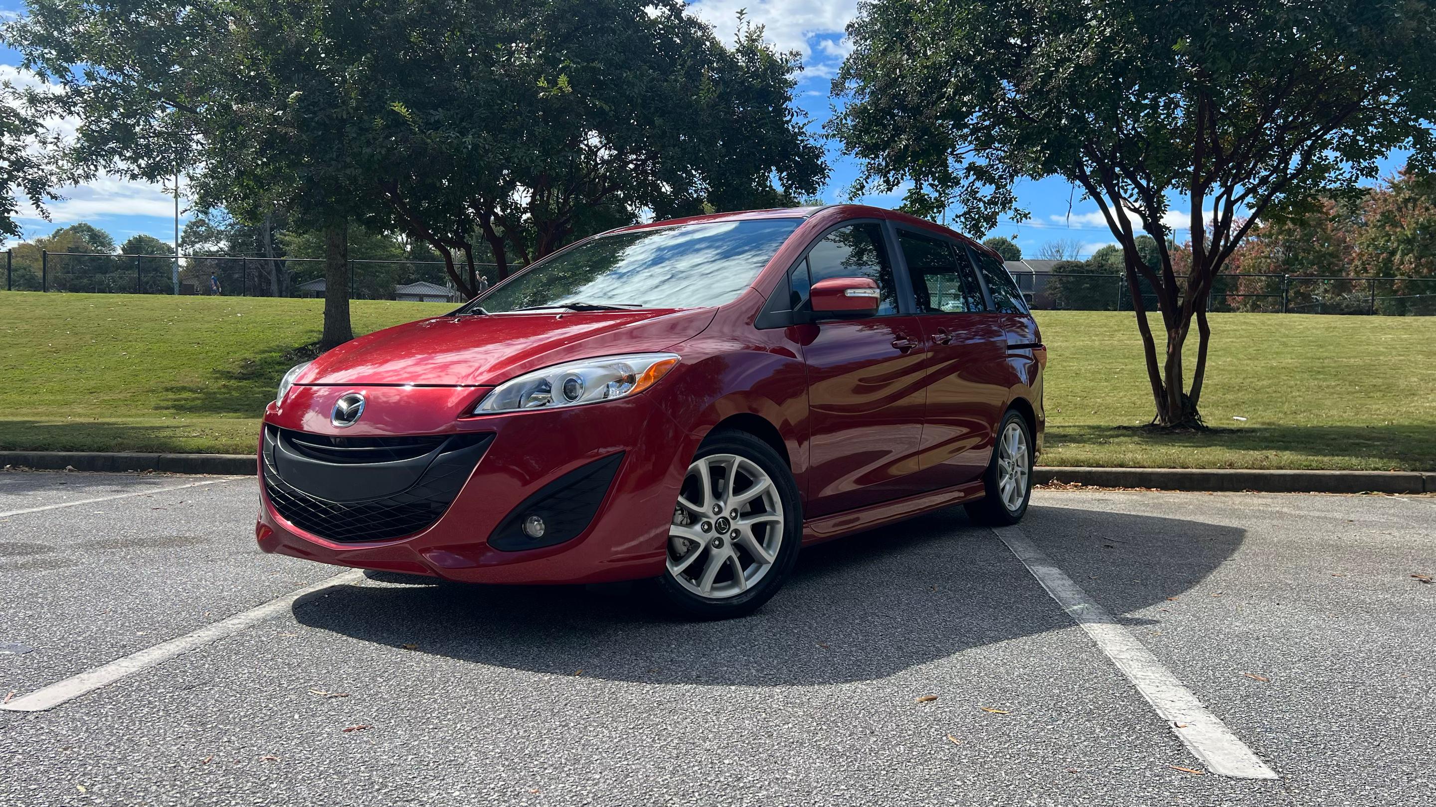 Mazda Mazda5 2013 in Taylors, SC