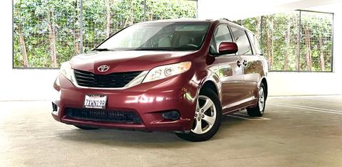 Toyota Sienna 2013