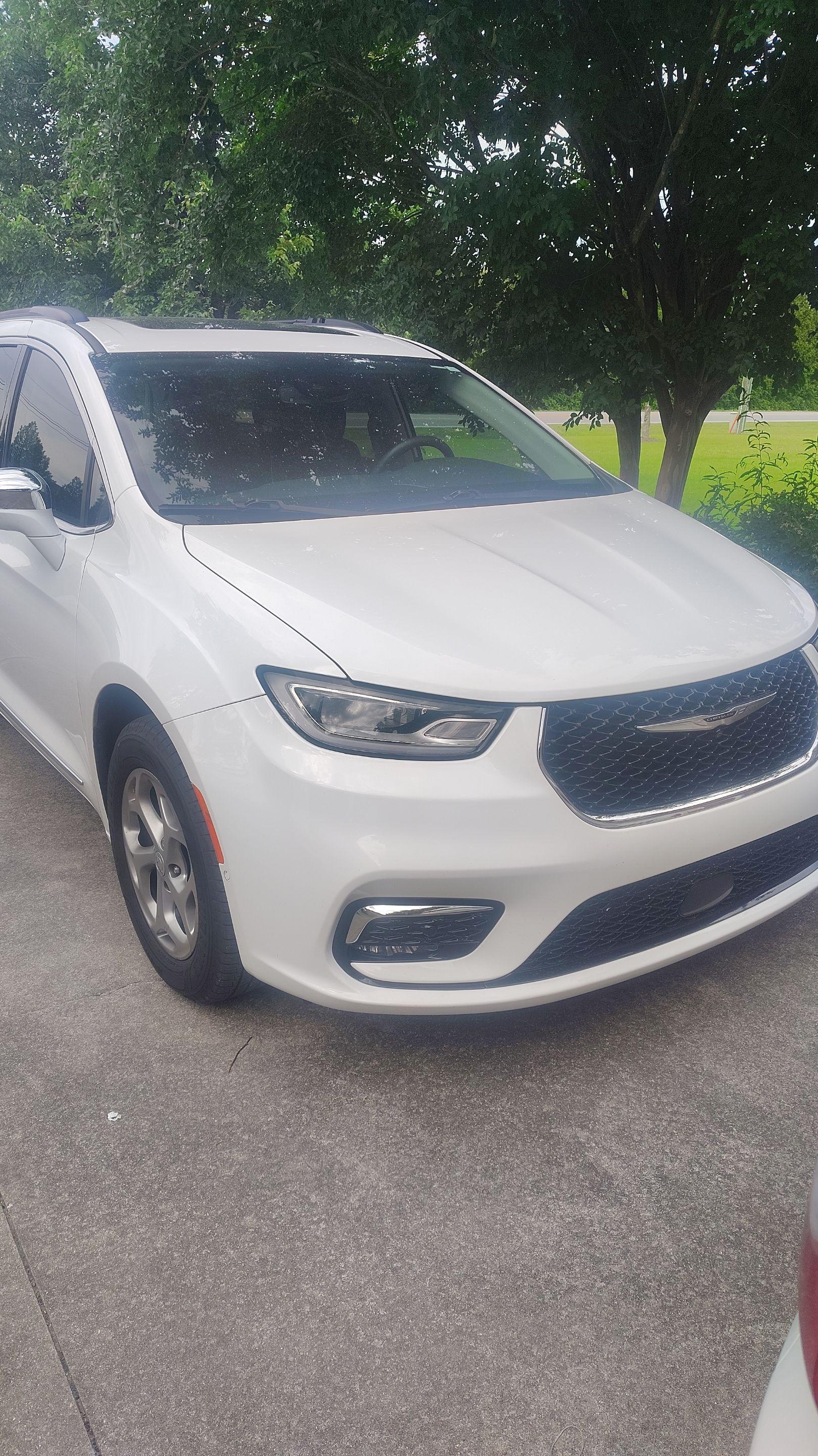 Chrysler Pacifica 2022 rental in Greenville, NC by Danielle A. | Turo
