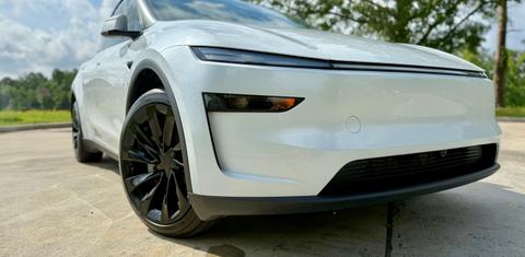 Tesla Model Y 2026