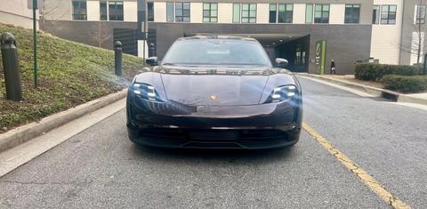 Porsche Taycan 2021