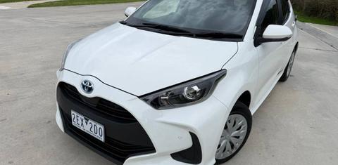 Toyota YARIS 2021