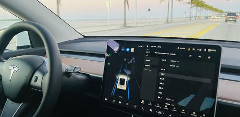 Tesla Model Y 2021