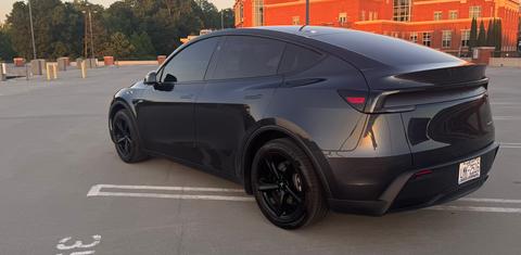 Tesla Model Y 2026
