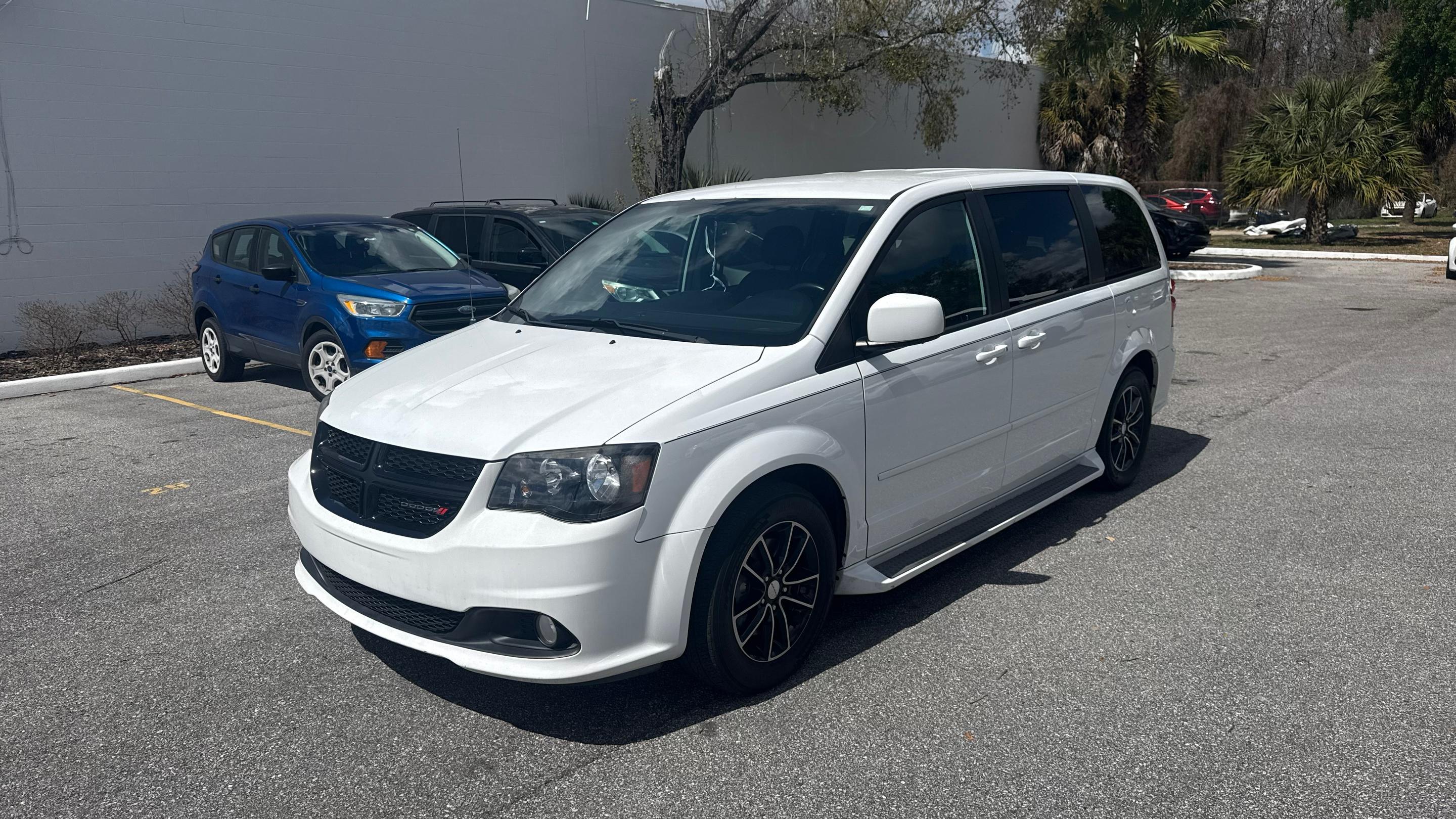 Dodge Grand Caravan 2017 in Clermont, FL