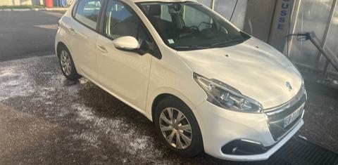 Peugeot 208 2016