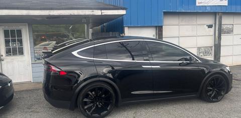 Tesla Model X 2020