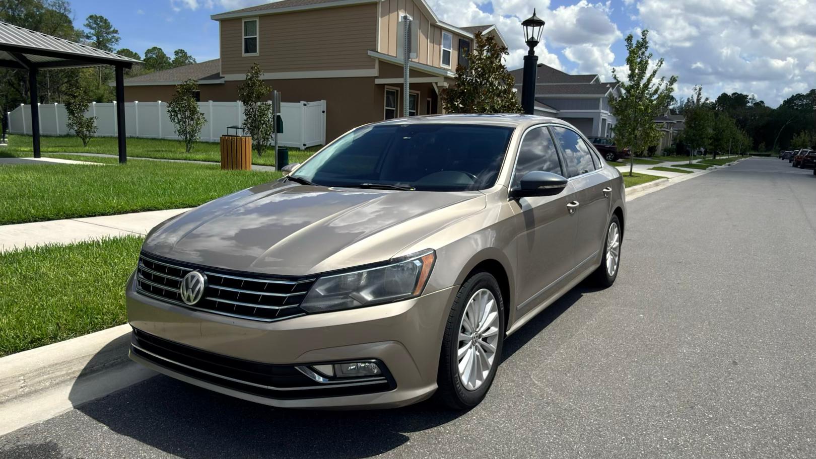 Volkswagen Passat 2016 in Kissimmee, FL