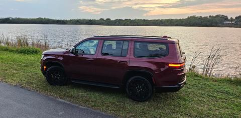 Jeep Wagoneer 2023