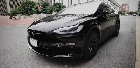 Tesla Model X 2023