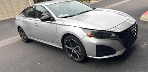 Nissan Altima 2023