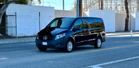 Mercedes-Benz Metris 2023