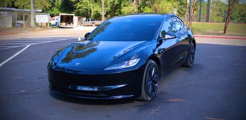 Tesla Model 3 2025