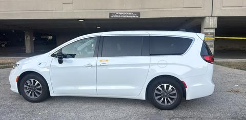 Chrysler Pacifica 2024