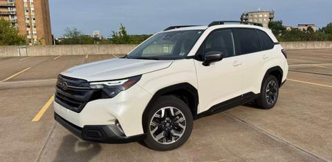 Subaru Forester 2025