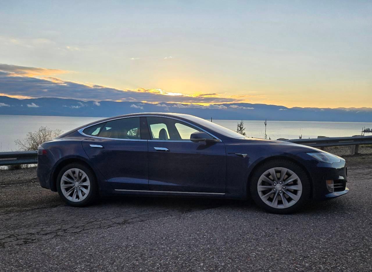 Tesla Model S 2018 in Columbia Falls, MT