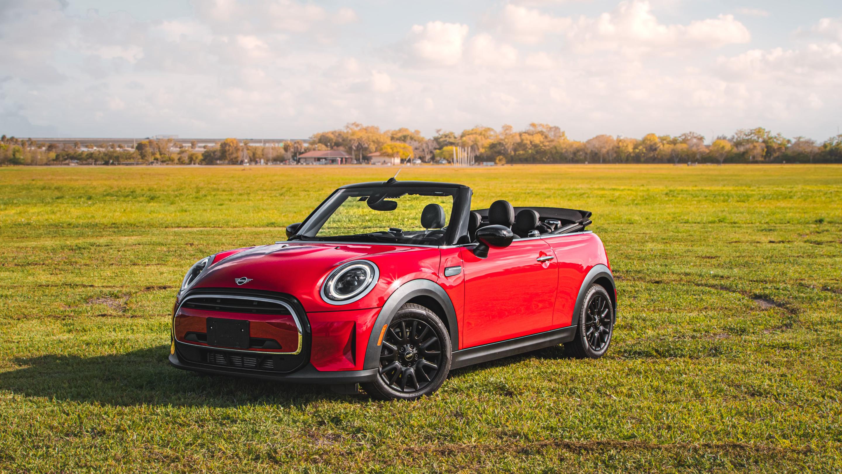 MINI Convertible 2024 in Fort Lauderdale, FL
