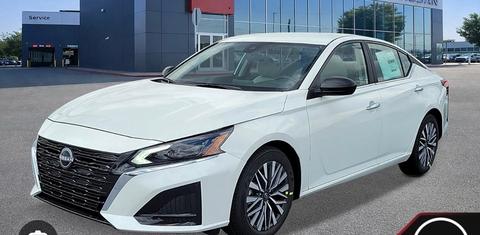Nissan Altima 2025