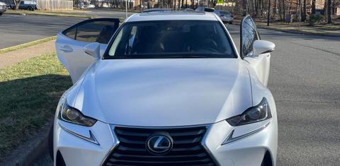 Lexus IS 2019