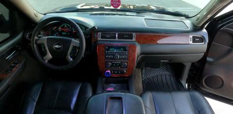 Chevrolet Suburban 2013