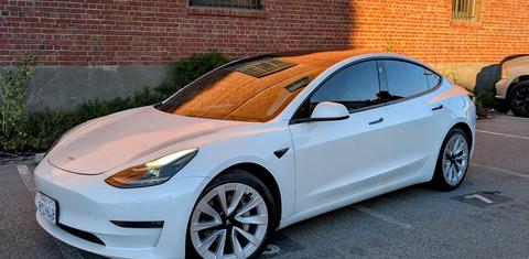 Tesla Model 3 2021