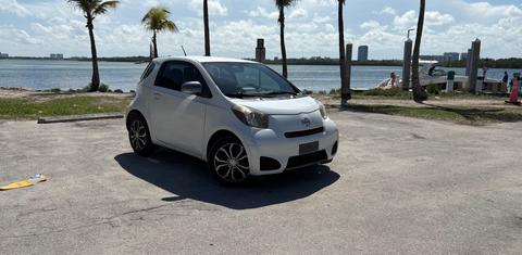 Scion iQ 2013