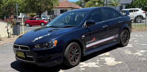 Mitsubishi LANCER 2013