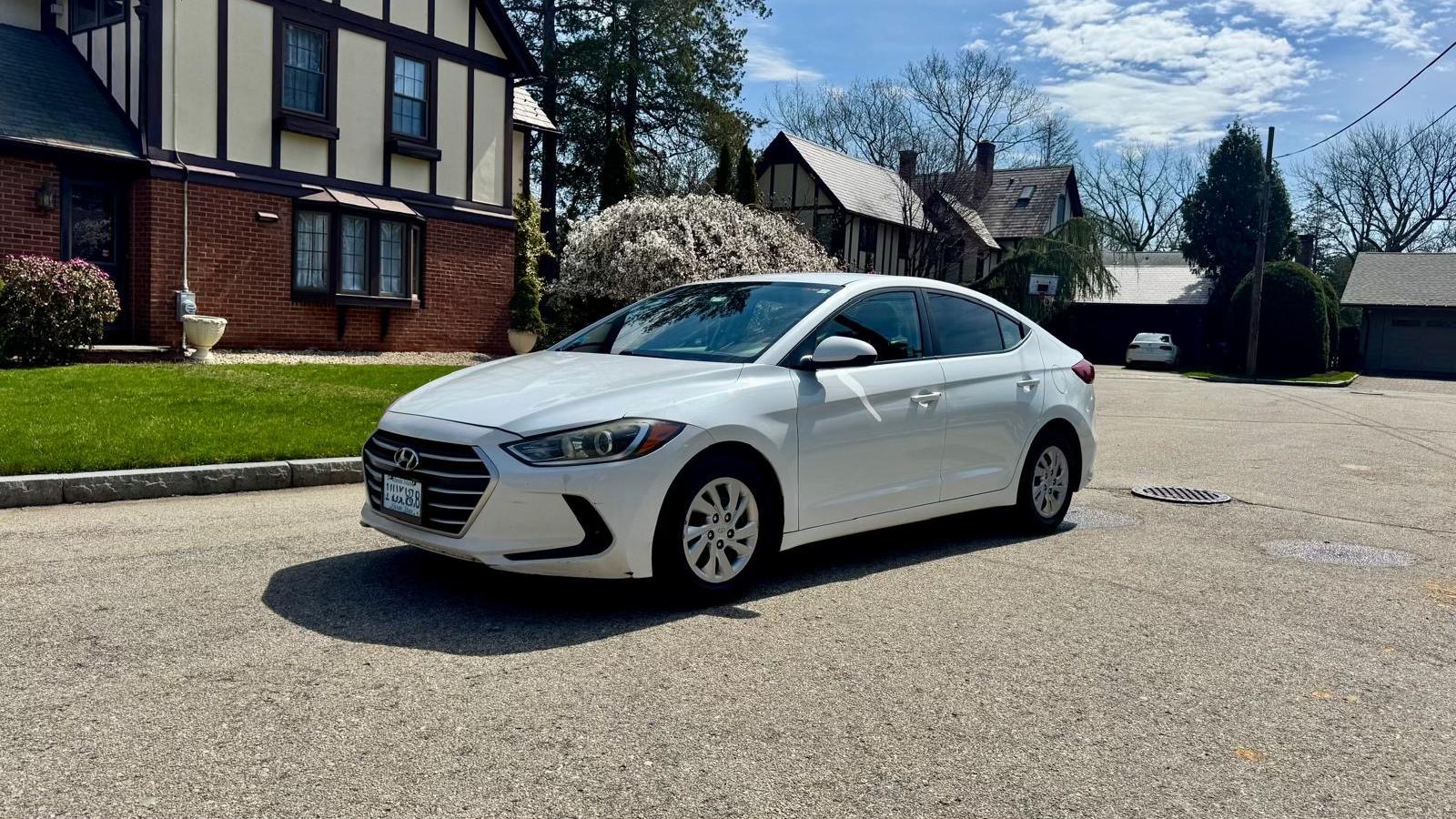 Hyundai Elantra 2018 in Lincoln, RI