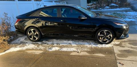 Hyundai Elantra 2023
