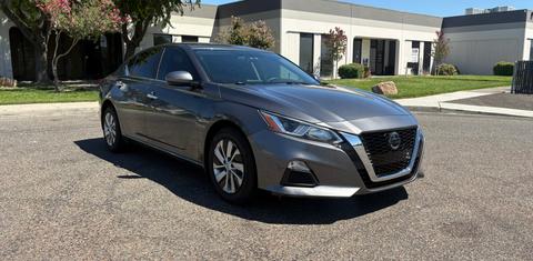 Nissan Altima 2019