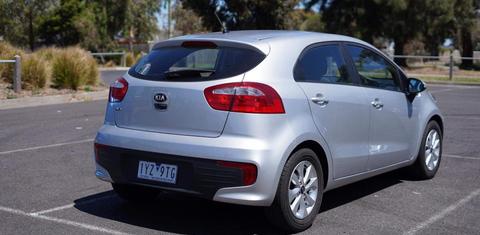 Kia RIO 2015