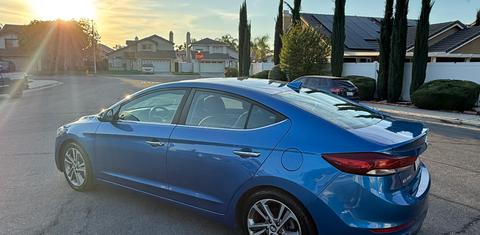 Hyundai Elantra 2017