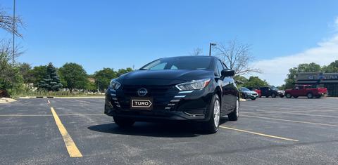 Nissan Versa 2023