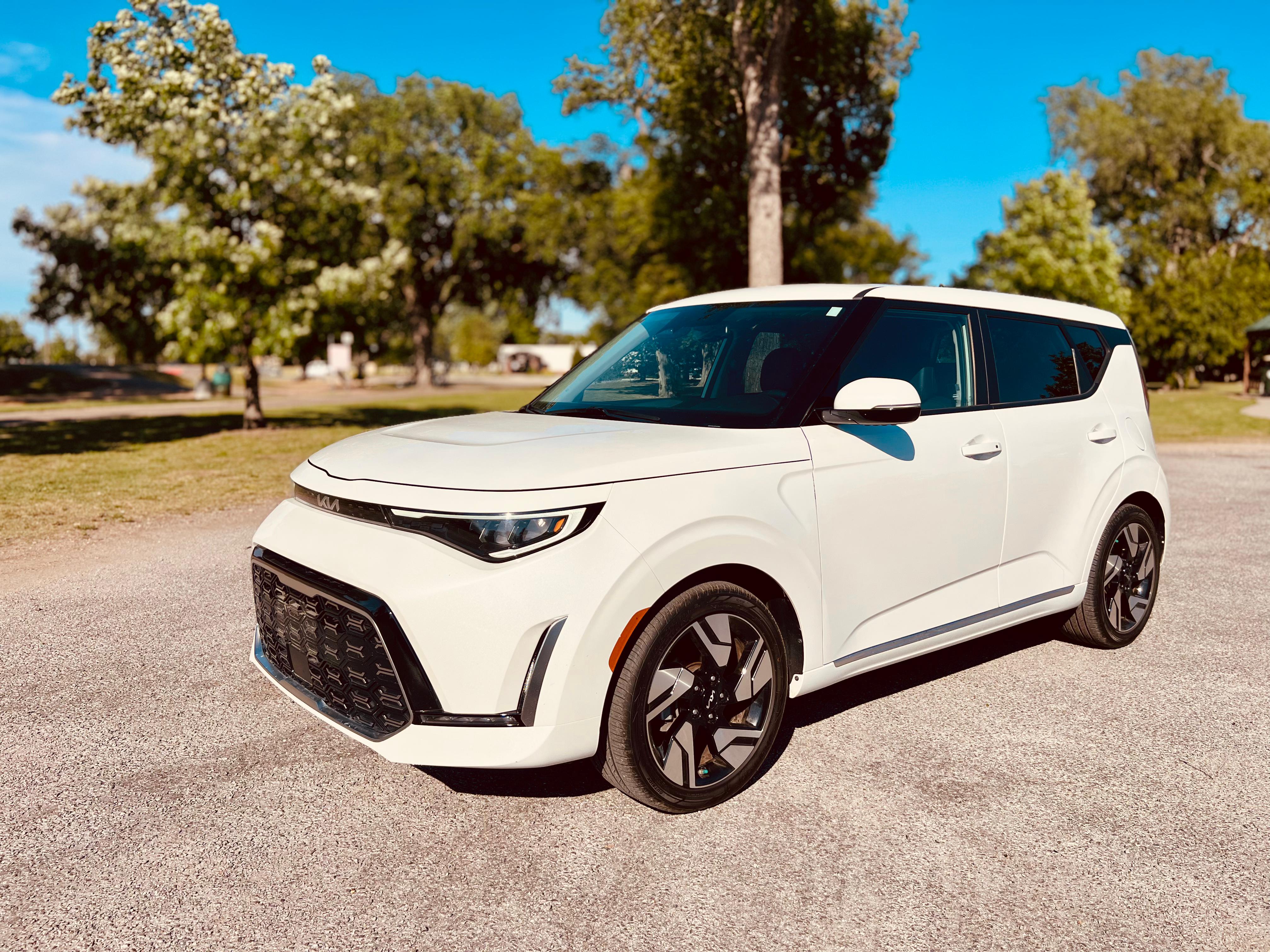 Kia Soul 2023 in Hutchinson, KS