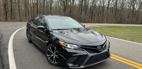 Toyota Camry 2018