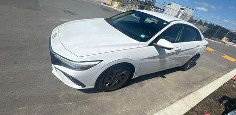 Hyundai Elantra 2024
