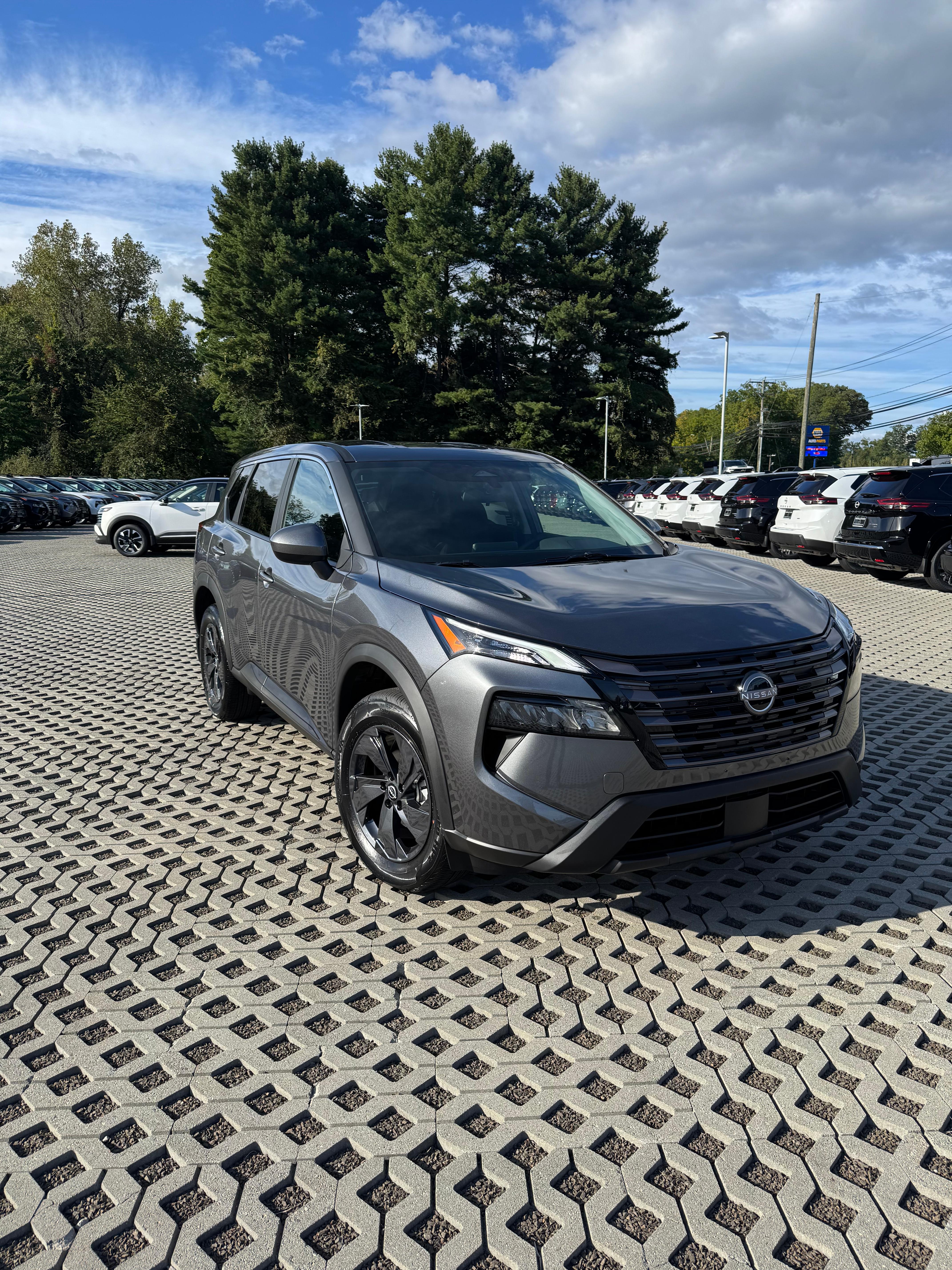 Nissan Rogue 2026 in Middletown, CT