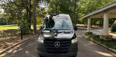 Mercedes-Benz Sprinter 2024