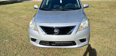 Nissan Versa 2014