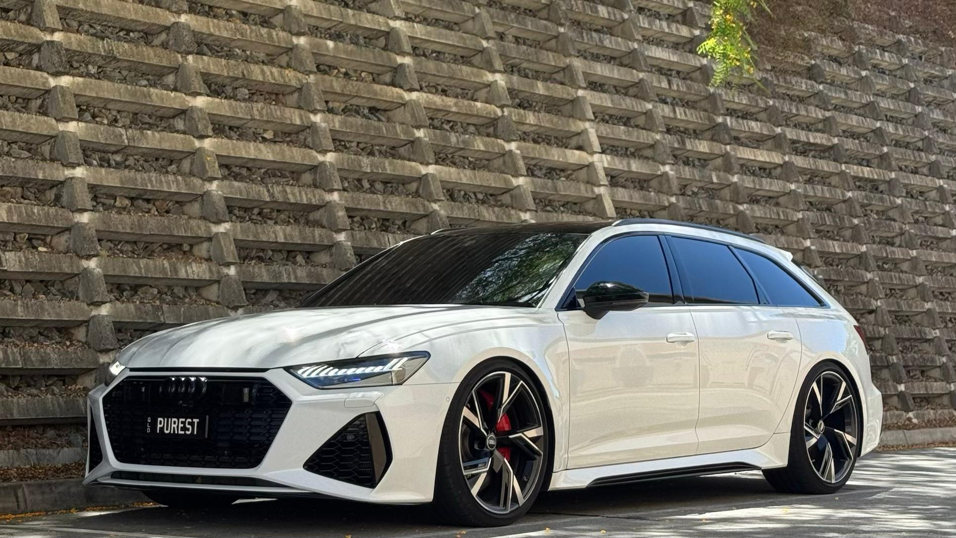 Audi RS 6 2021 in Underwood