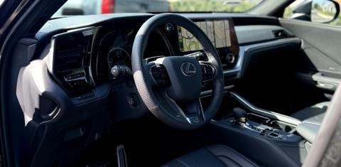Lexus TX 2025