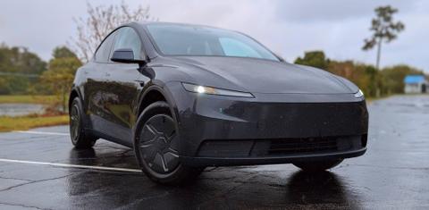 Tesla Model Y 2026