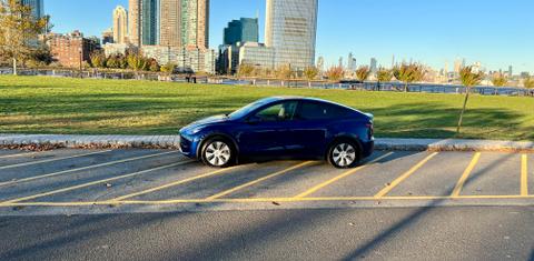 Tesla Model Y 2022