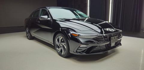 Hyundai Elantra Hybrid 2026