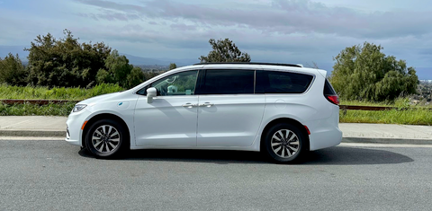 Chrysler Pacifica 2022