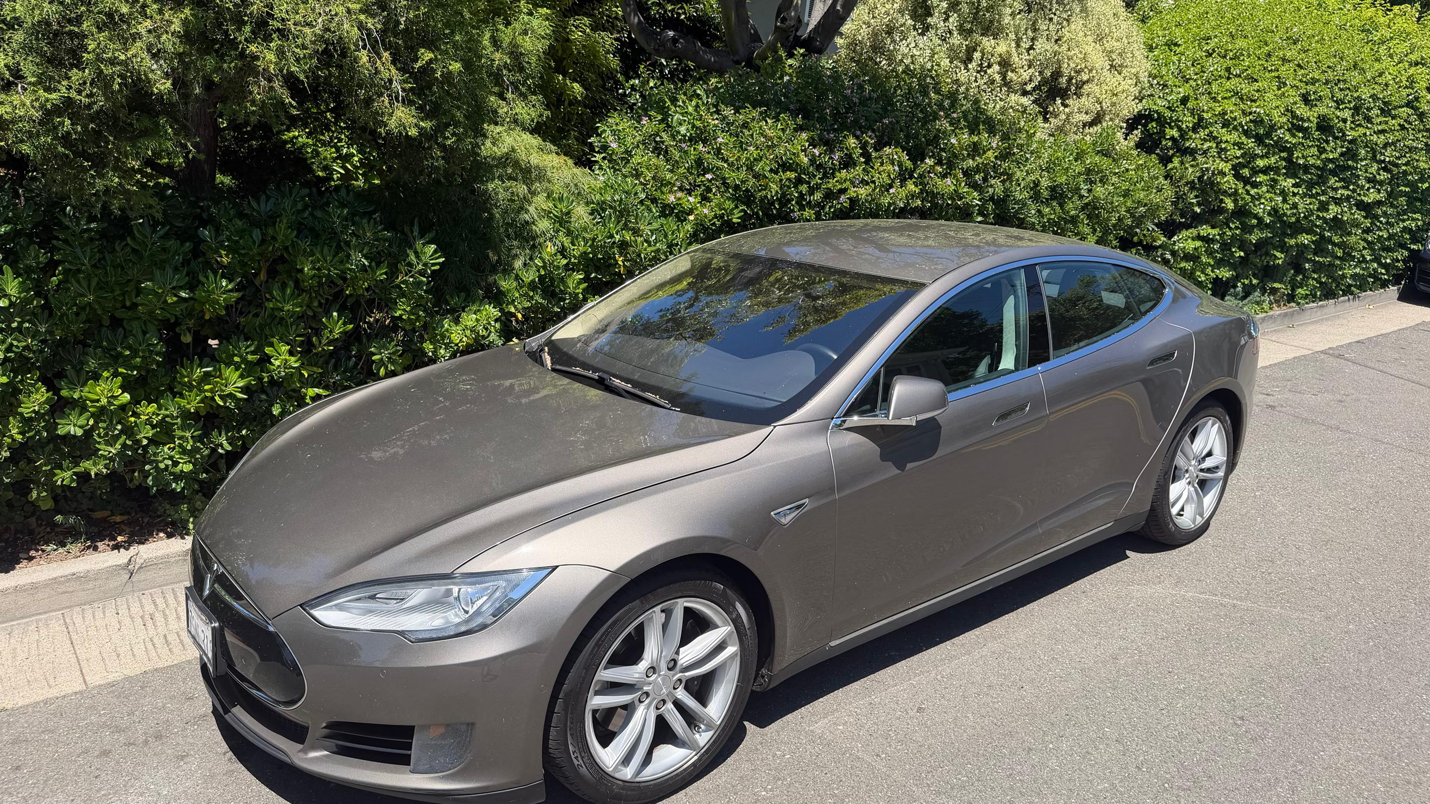 Tesla Model S 2016 in 