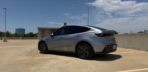 Tesla Model Y 2026