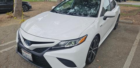 Toyota Camry Hybrid 2020