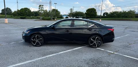 Nissan Altima 2023